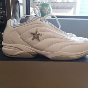 Mens Converse sz 11 Brand new!